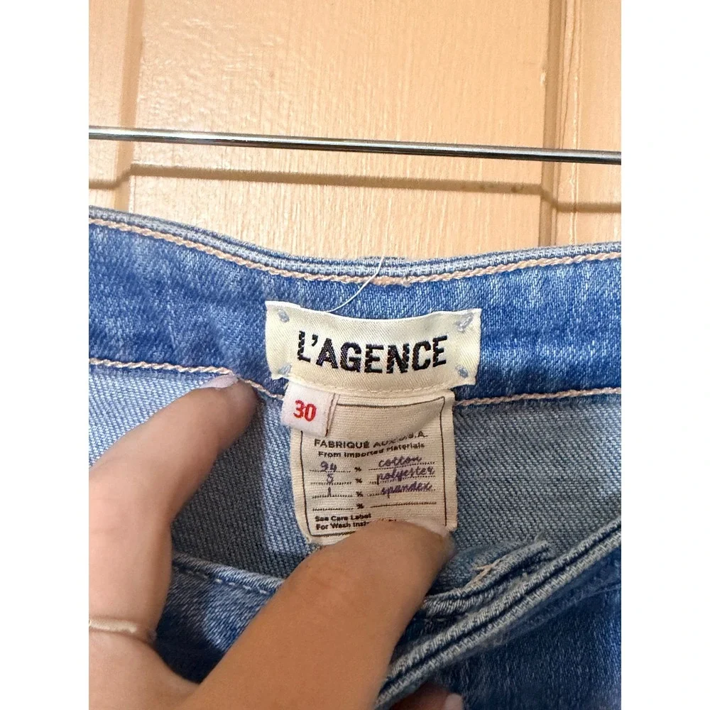 L'AGENCE High Rise Straight Leg Jeans Medium Wash Stretch Denim Size 30 - Picture 3 of 3